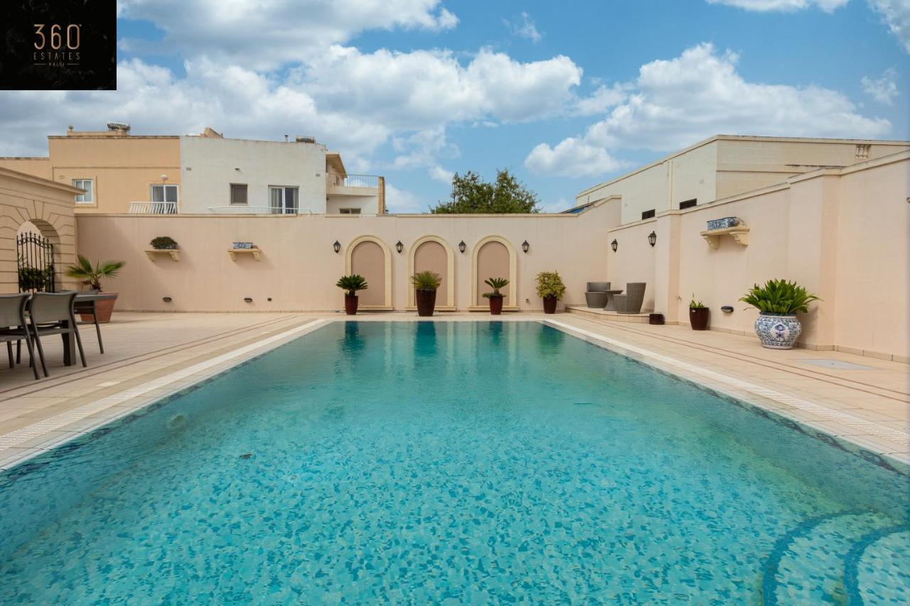 Lux Villa With Amazing Bbq, Pool Area & Wifi By 360 Estates Is-Swieqi Exterior photo